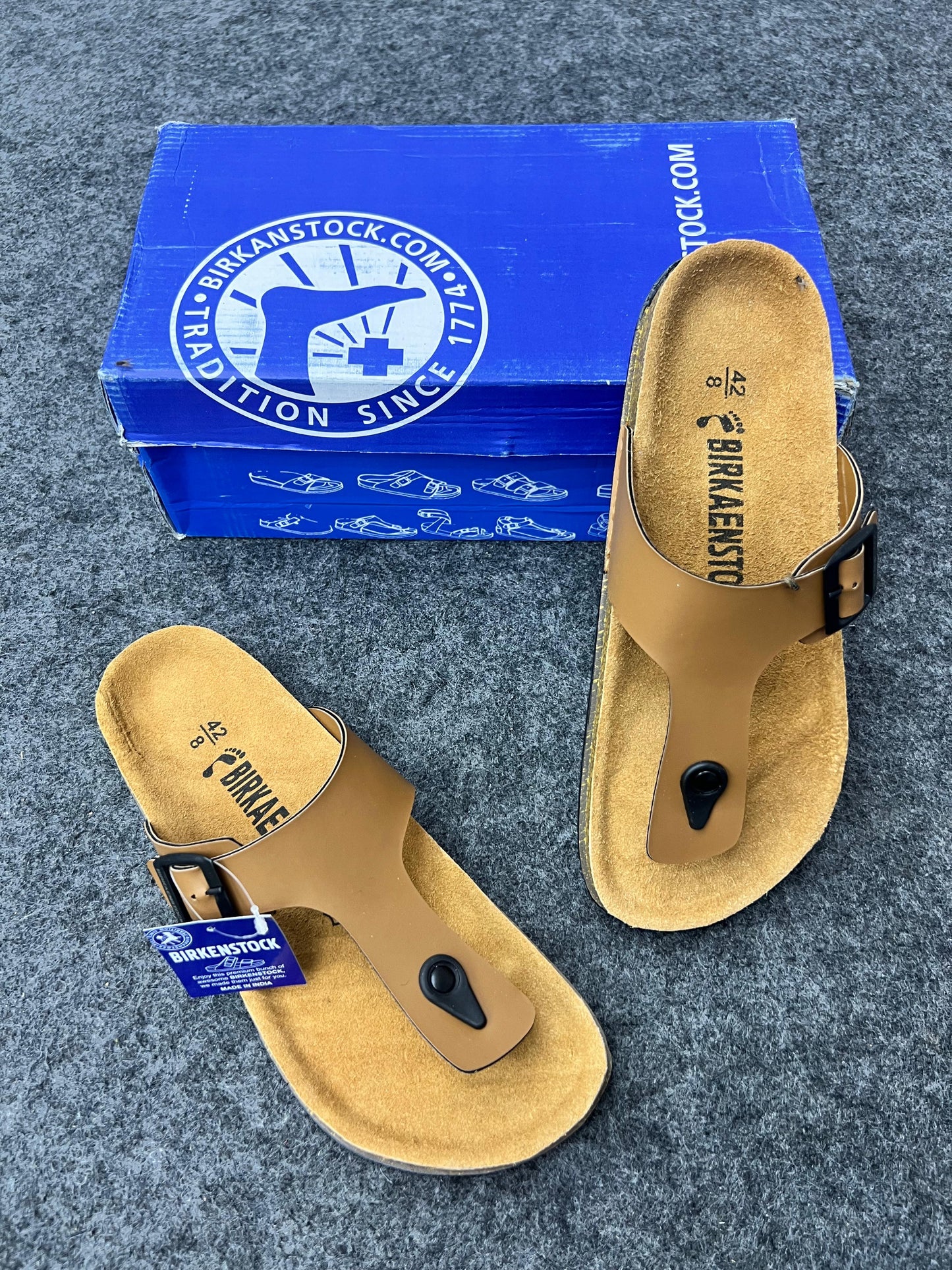 Birkenstock Comfort Sandals – Tan thong sandals
