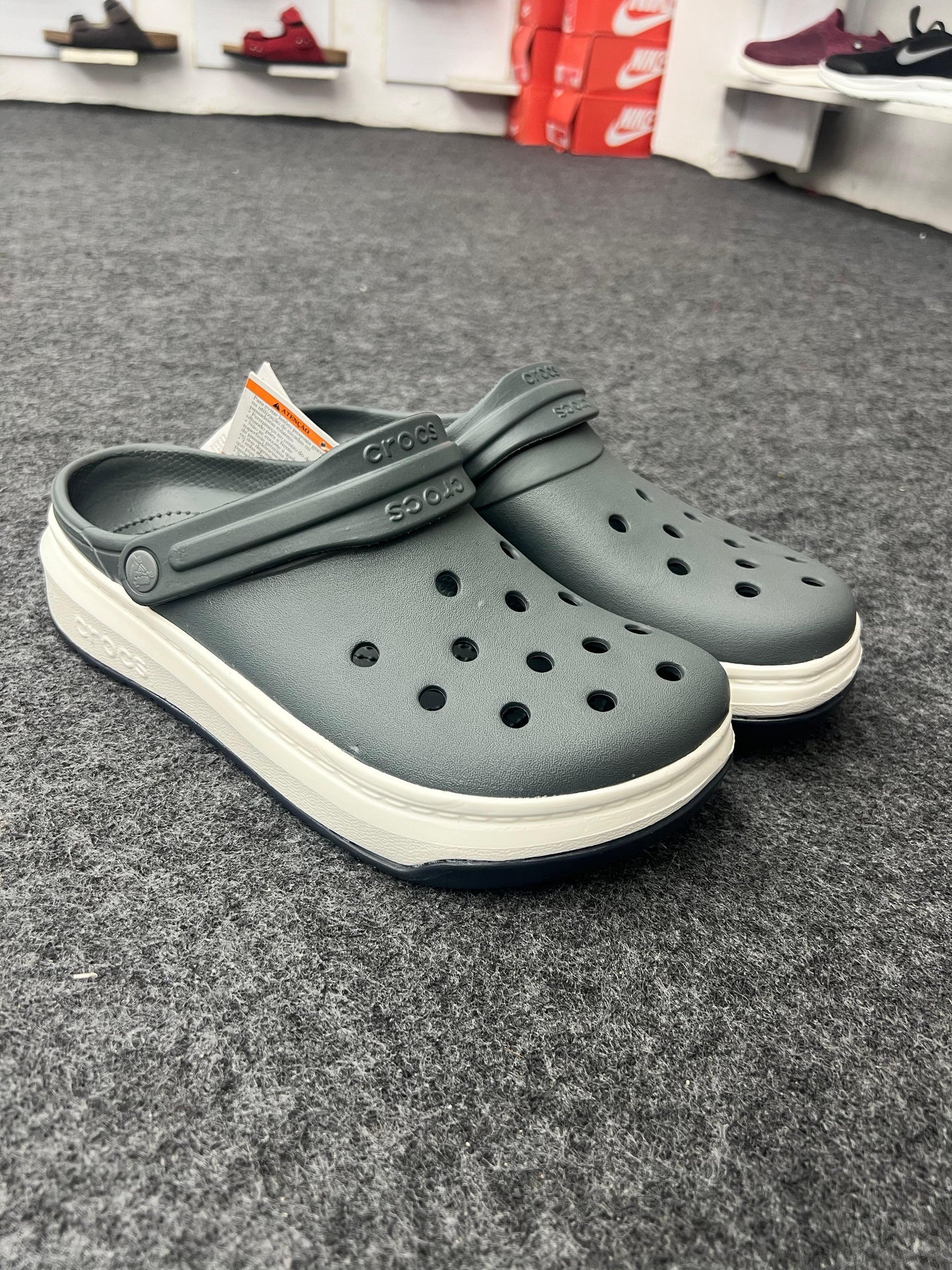 Classic Platform Crocs – Slate Grey