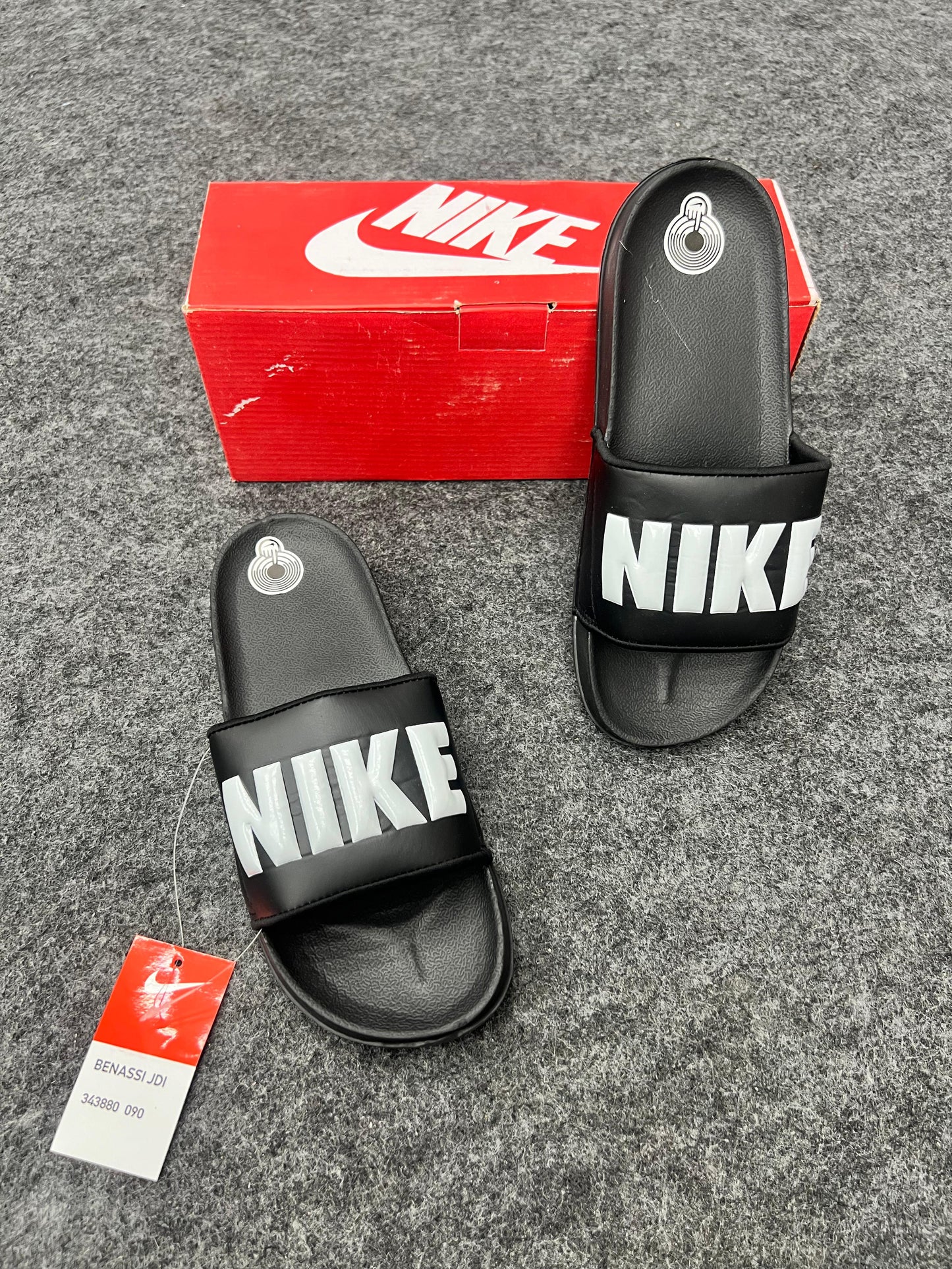 OFFCOURT NIKE BLACK & WHITE STRAP SLIDES