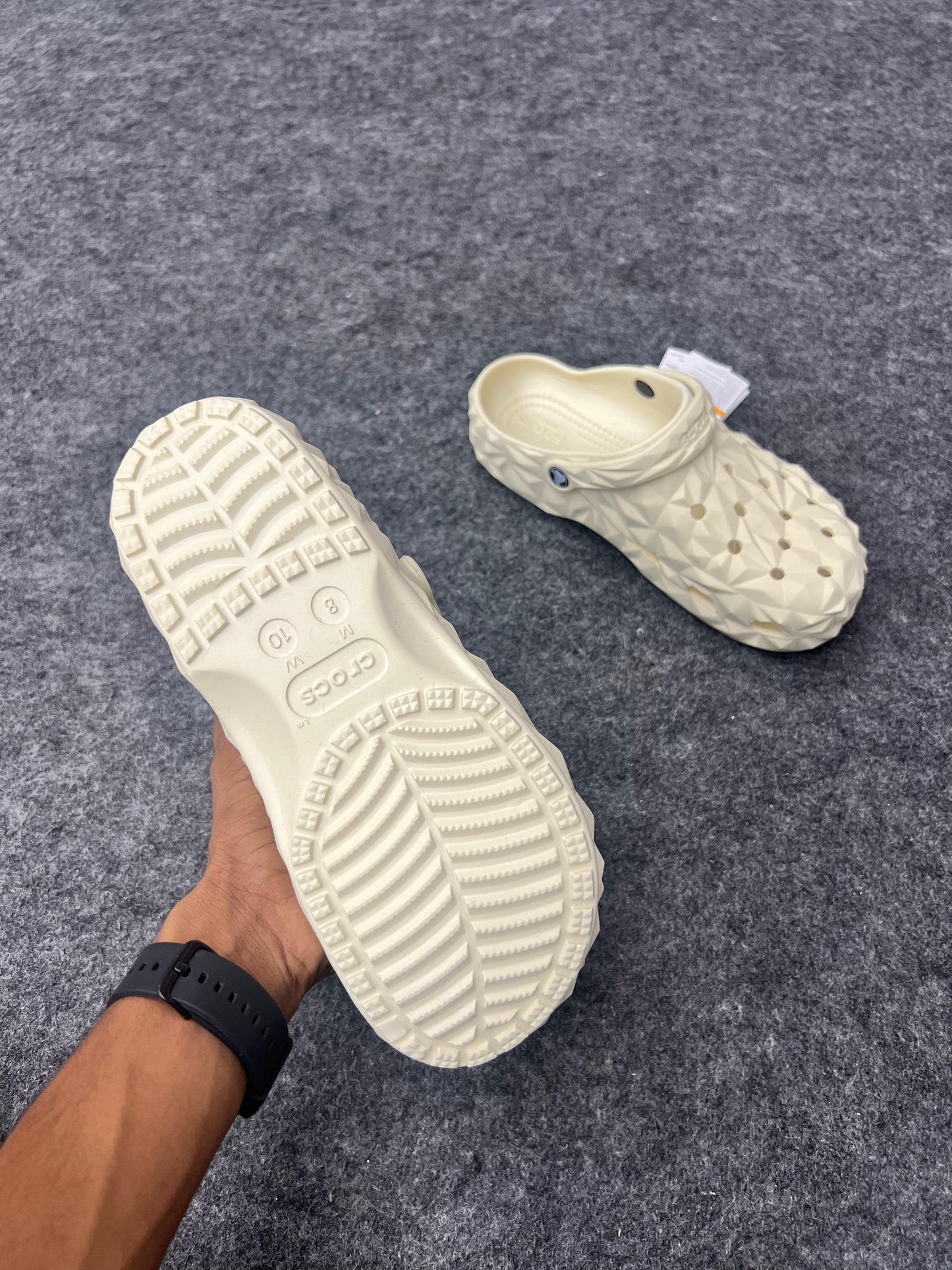 CREAM ECHO CLOG BY GEOMETRIC 3D- TEXTURED CROCS
