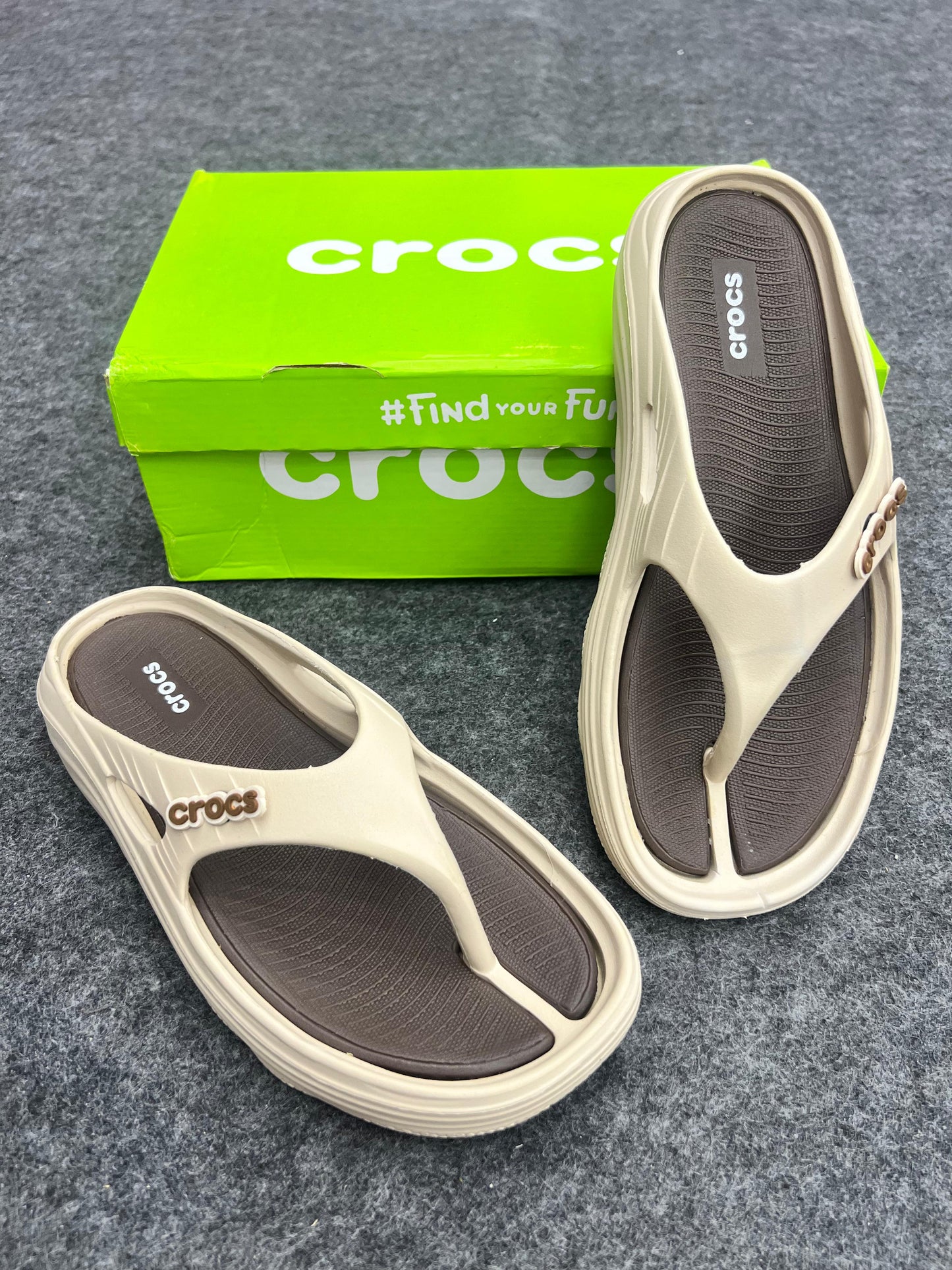 BEGIE WITH BROWN CROCS FLIP FLOP SLIPPERS