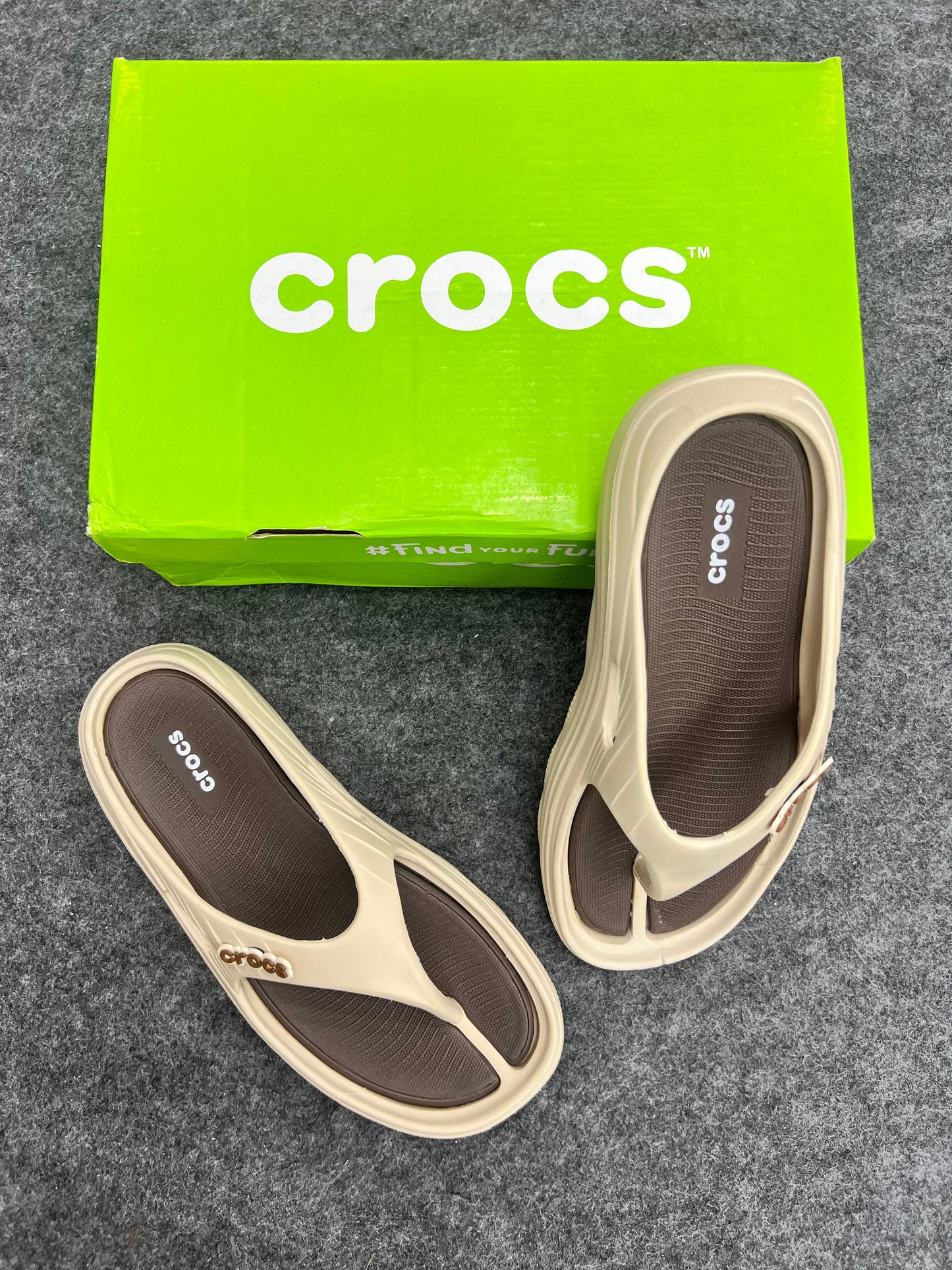 BEGIE WITH BROWN CROCS FLIP FLOP SLIPPERS