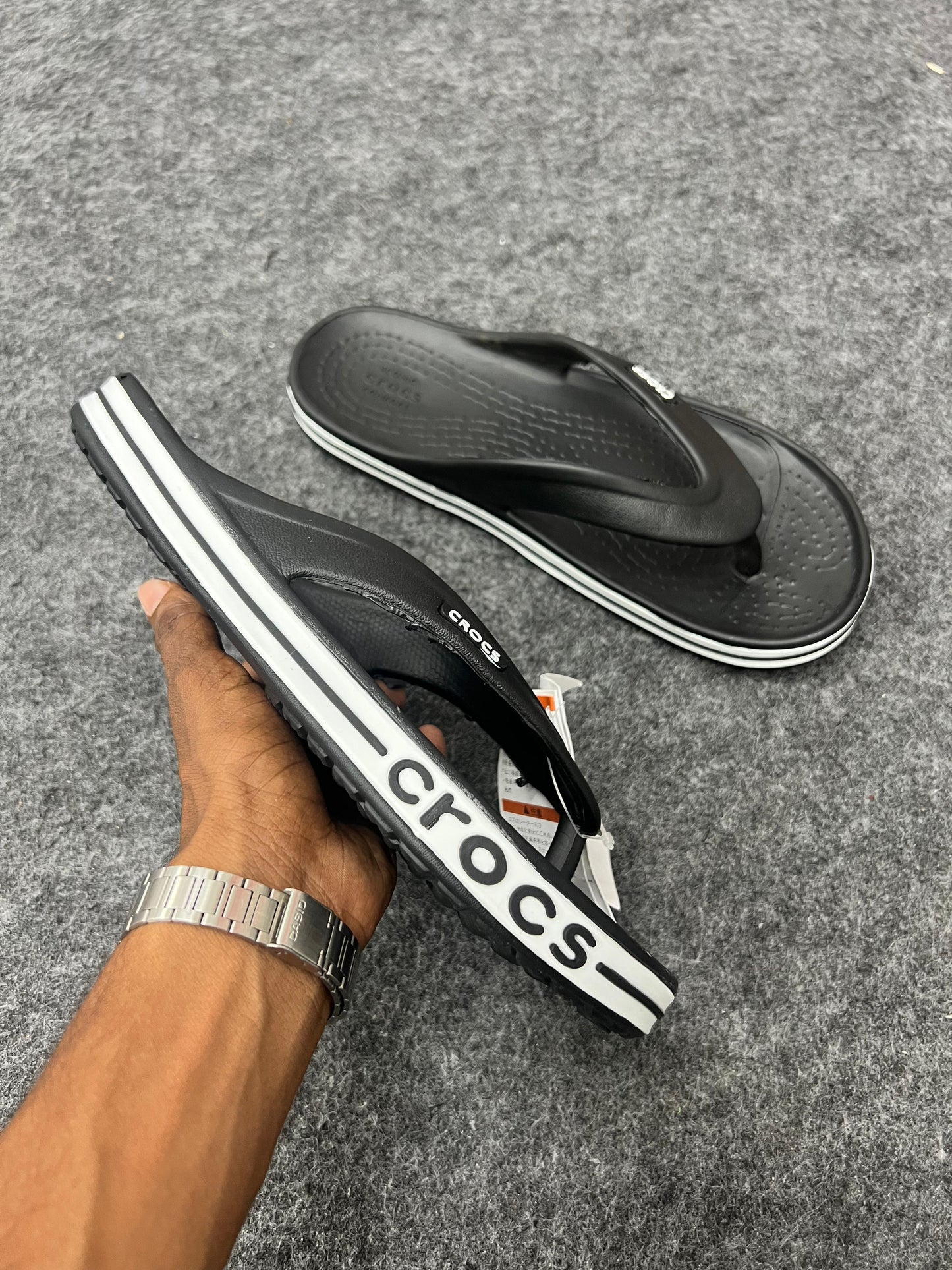 BLACK CROCS FLIP - FLOPS