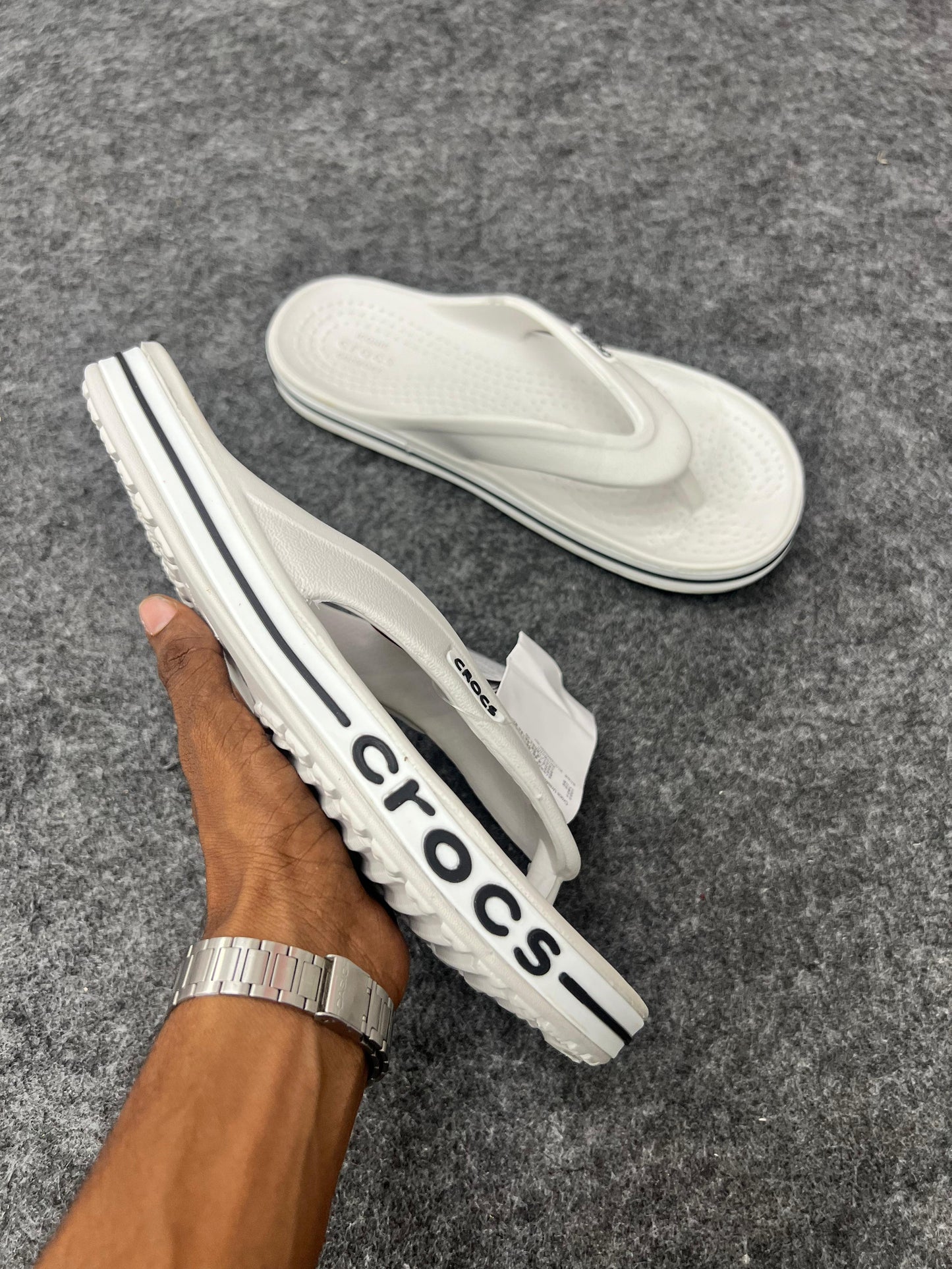 CLASSIC WHITE CROCS FLIP - FLOPS