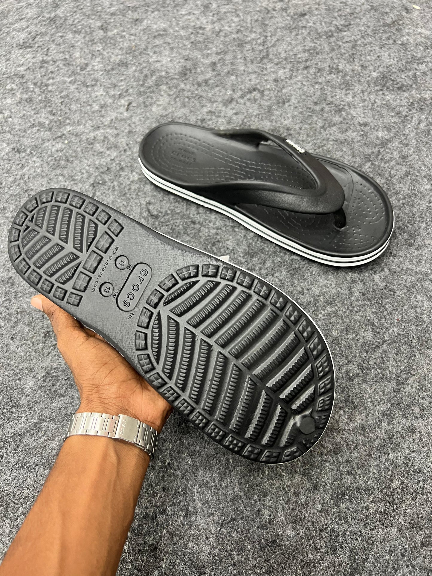 BLACK CROCS FLIP - FLOPS