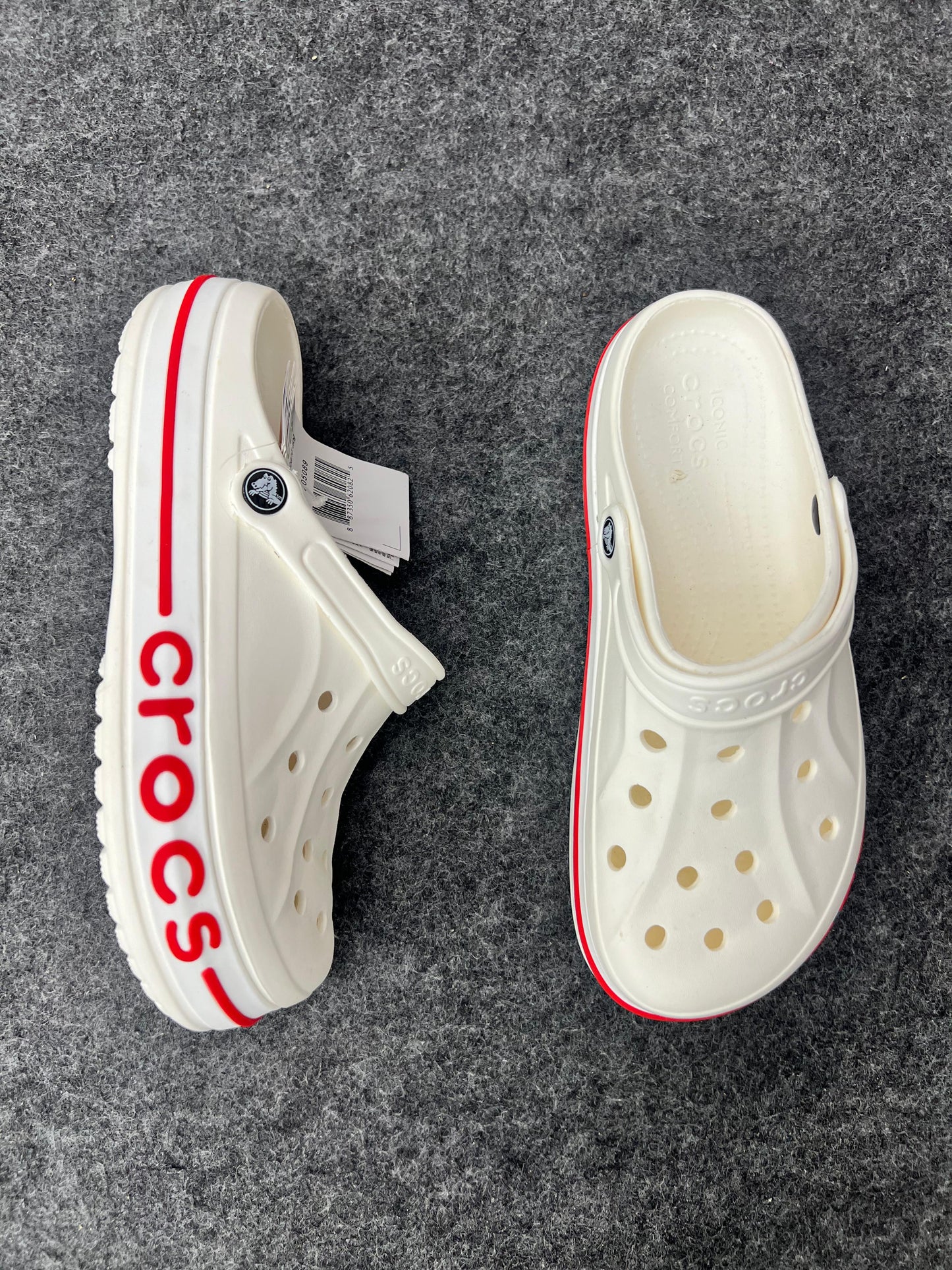 CLASSIC WHITE CROCS CLOGS