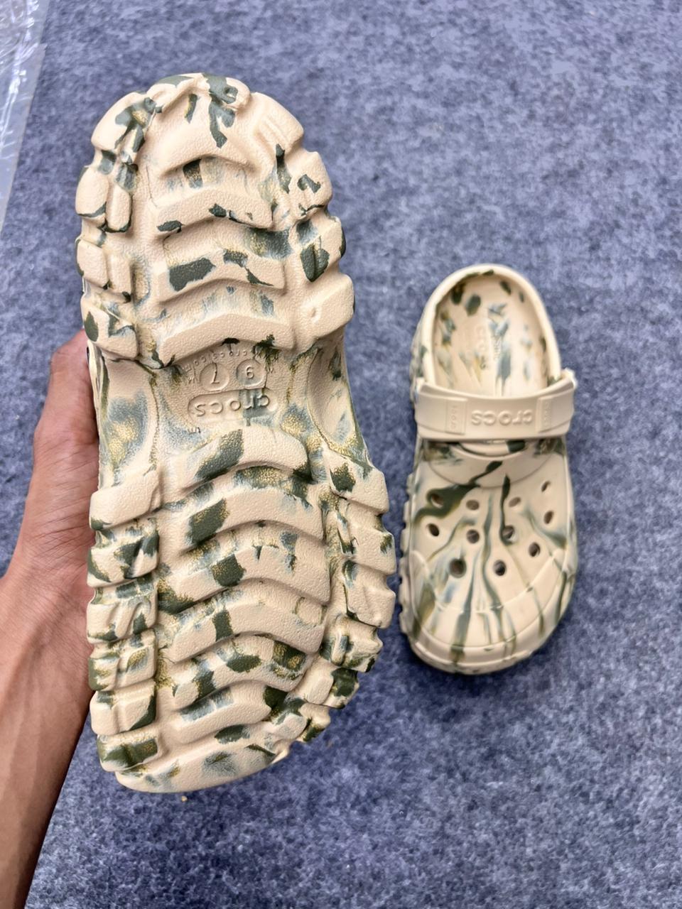 DESERT OFF ROAD CROCS