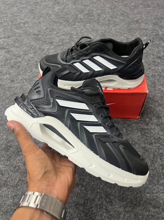 Street Run X3 Sneakers – Black &amp; White