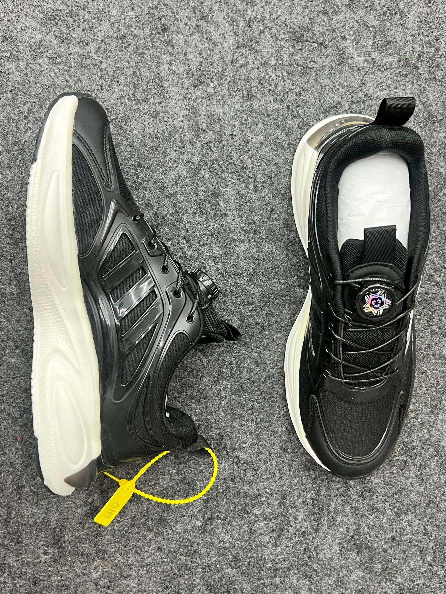 Black Boost Power Runners