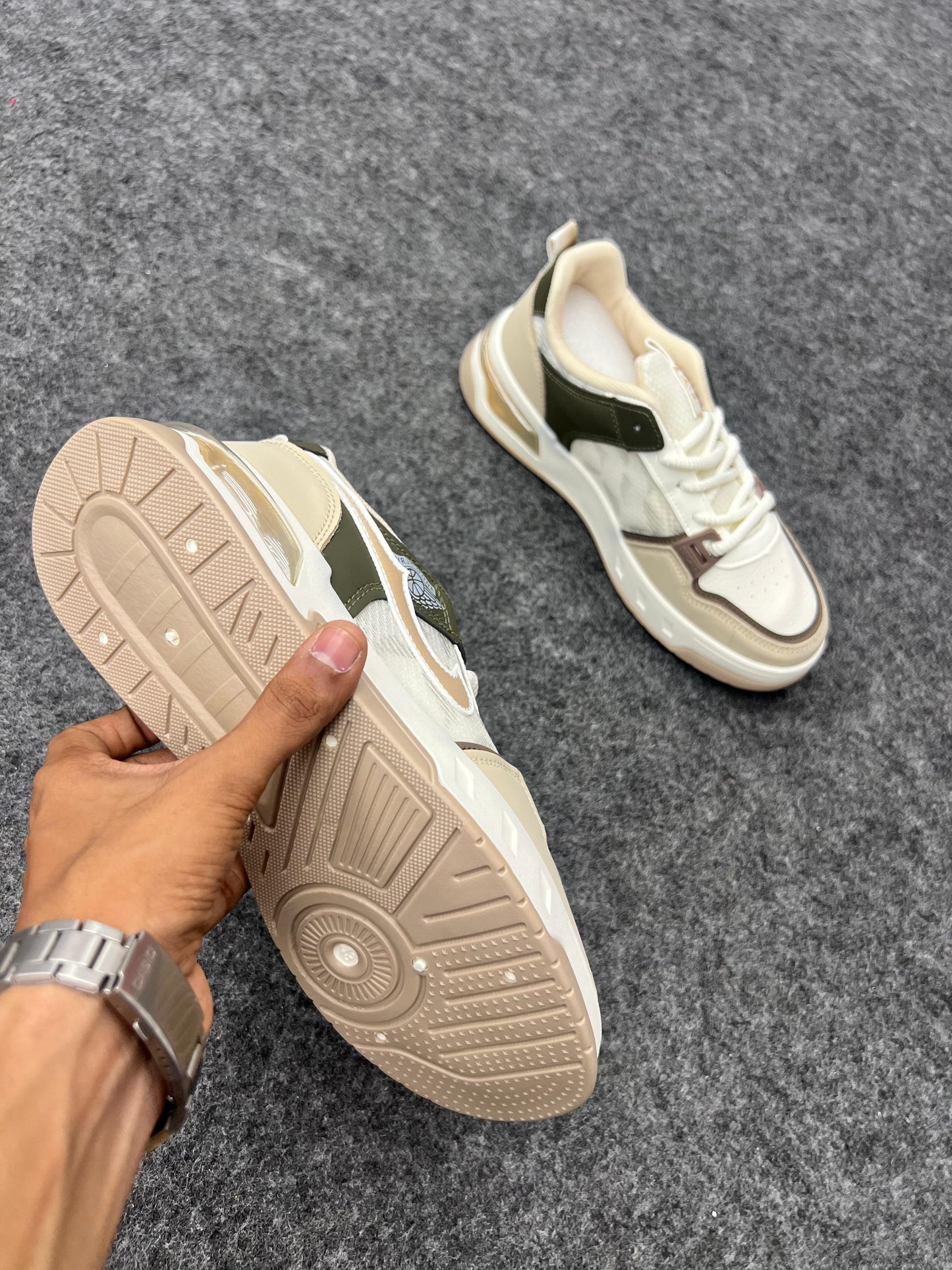 Urban Cream-Olive Sneakers