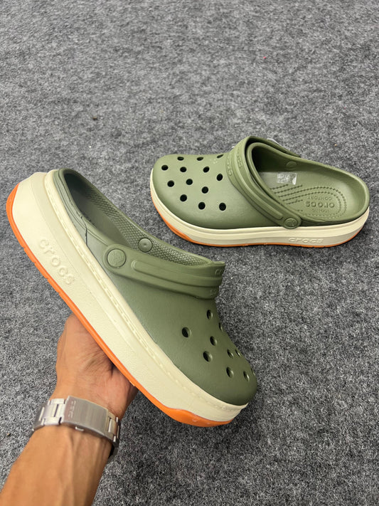 Classic Platform Crocs – Army Green
