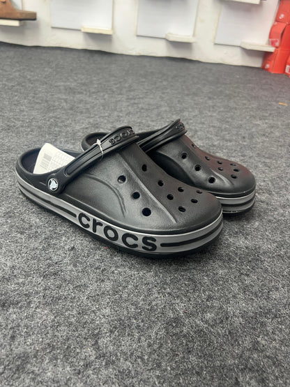 SLEEK BLACK WITH BOLD GREY BAYBAND CROCS