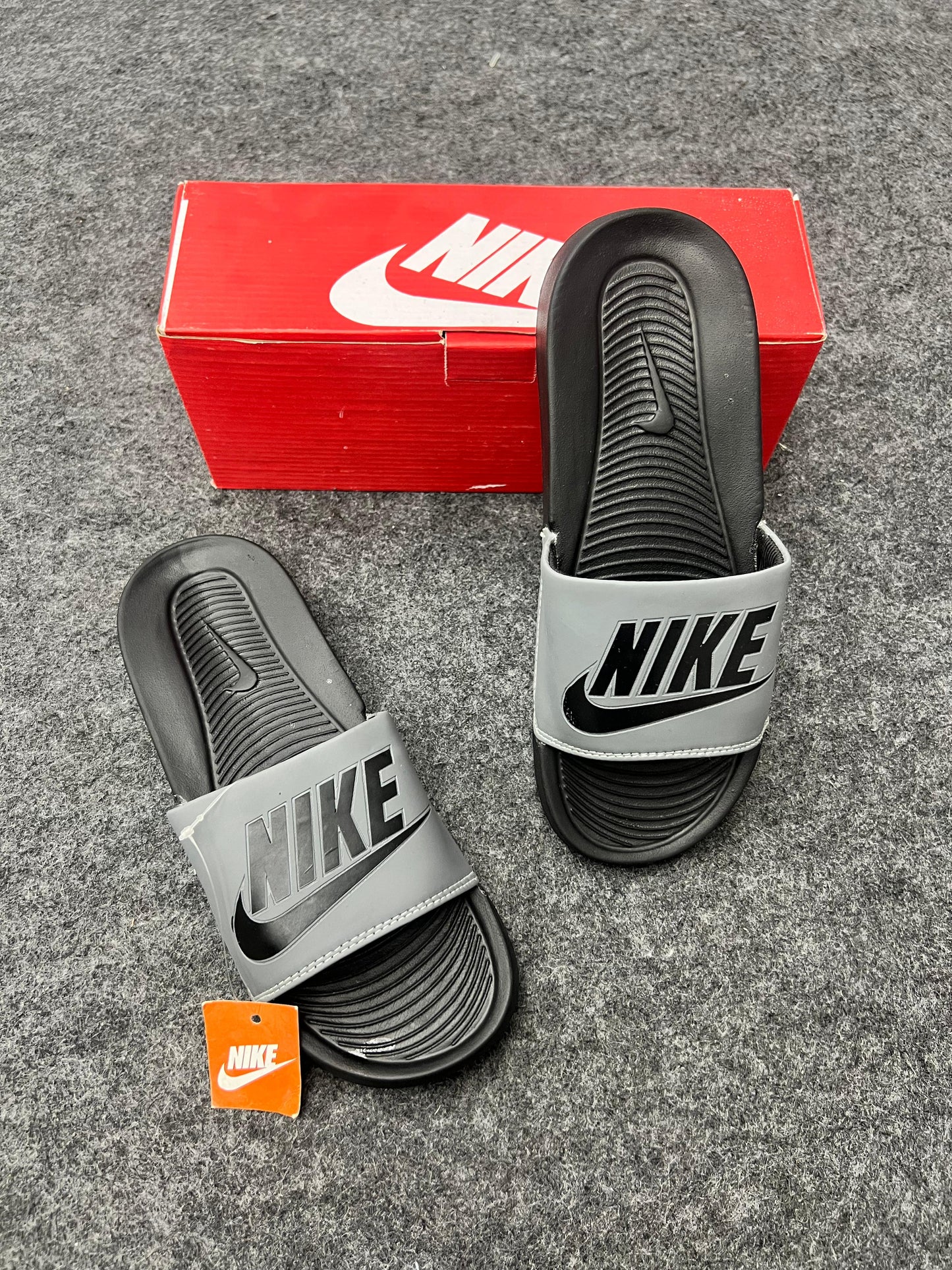SLEEK GREY BOLD BLACK NIKE SLIDES
