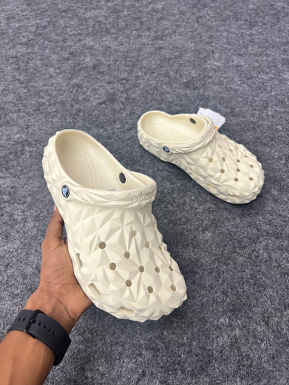 CREAM ECHO CLOG BY GEOMETRIC 3D- TEXTURED CROCS