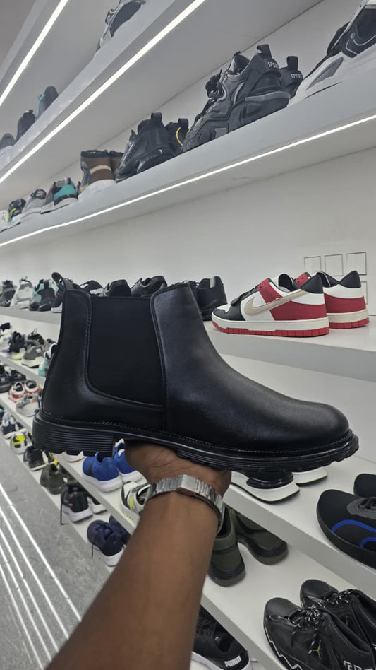 BLACK CHELSEA BOOTS