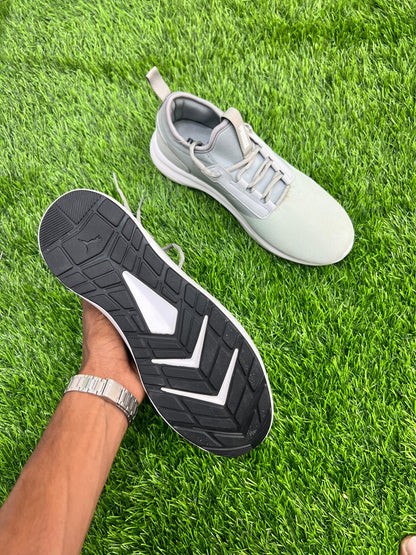 GREY & WHITE RUNNING SHOE