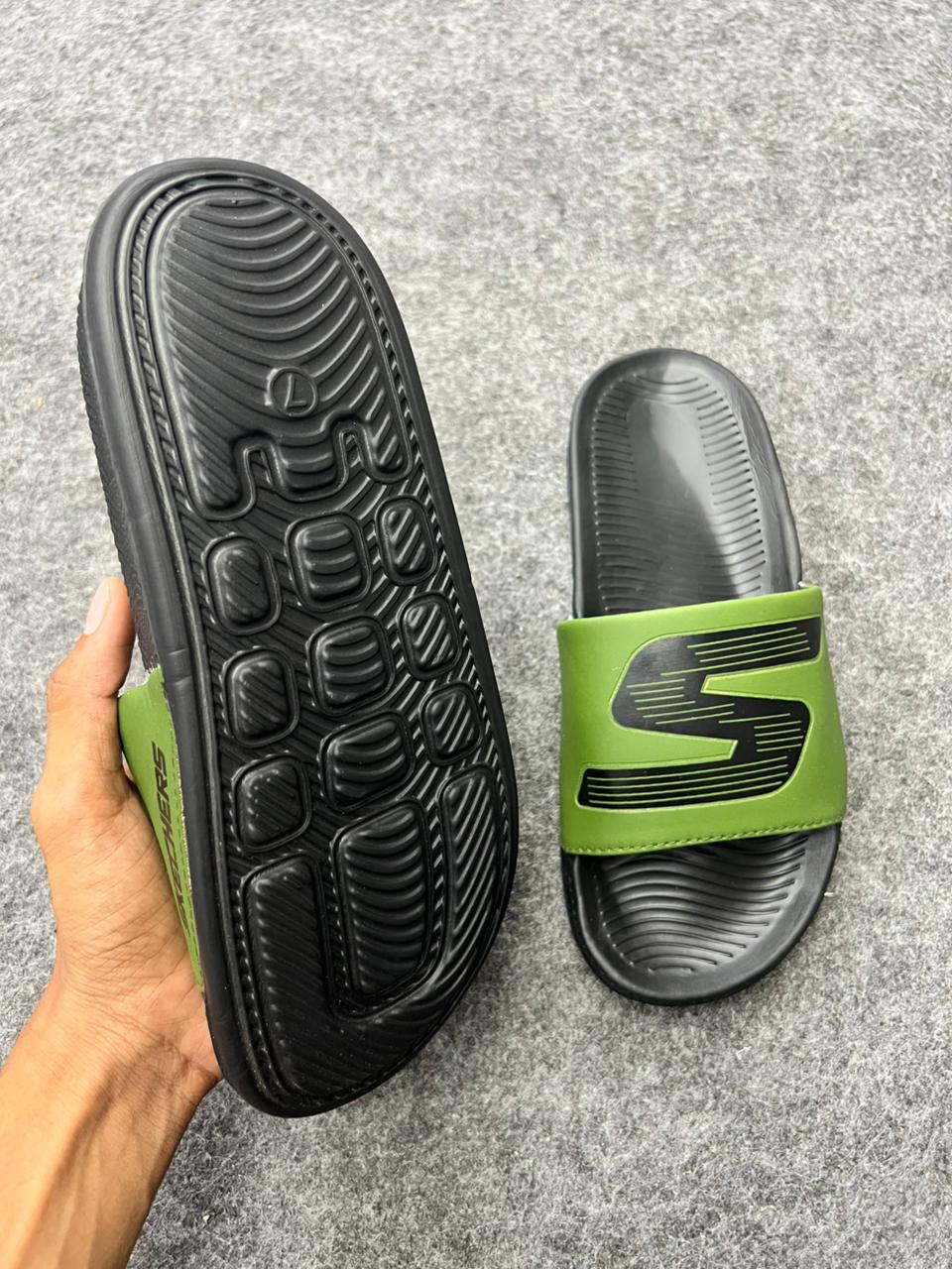 Skechers Comfort Slides – Green & Black Edition